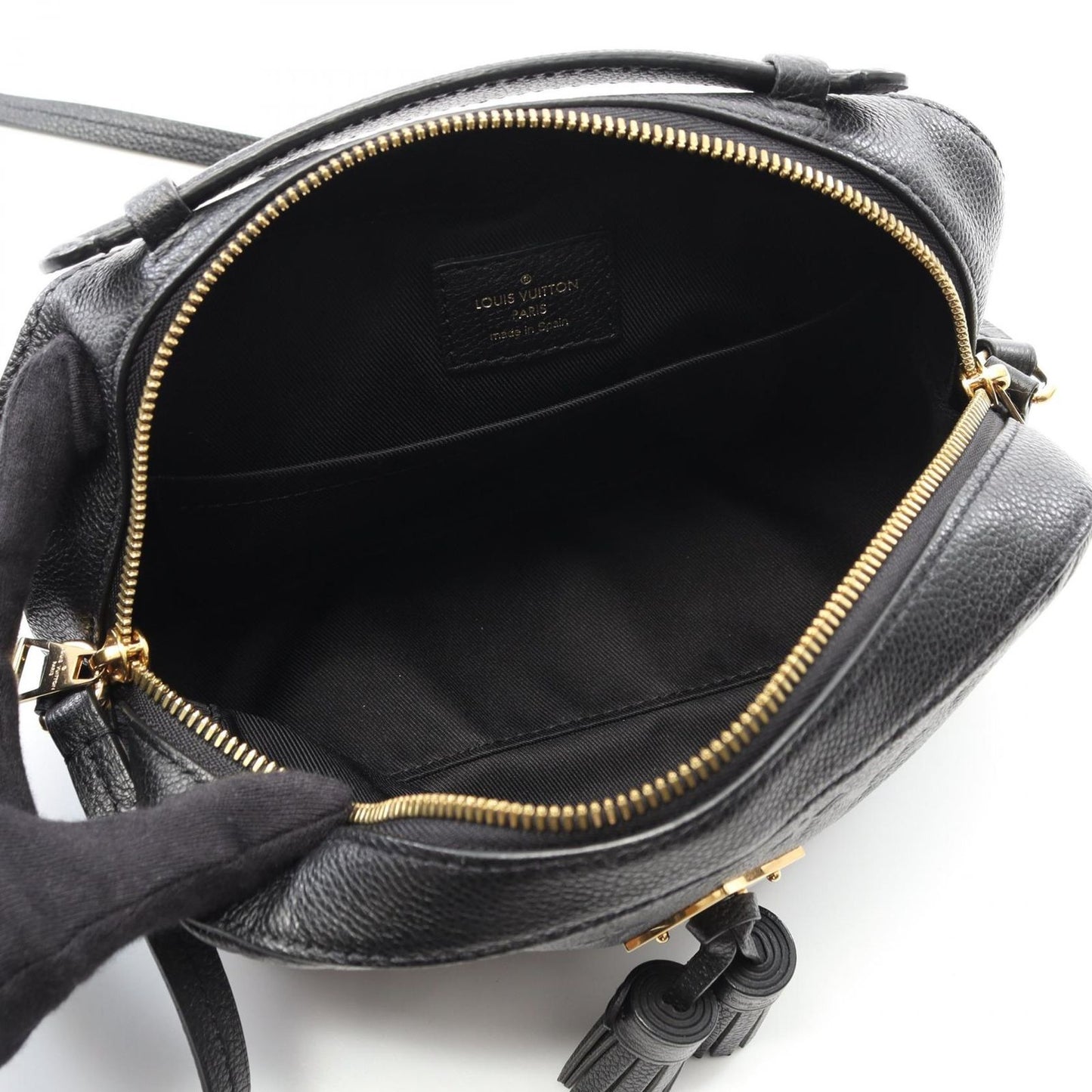 Louis Vuitton Santonge Shoulder Bag in Noir - Timeless Elegance