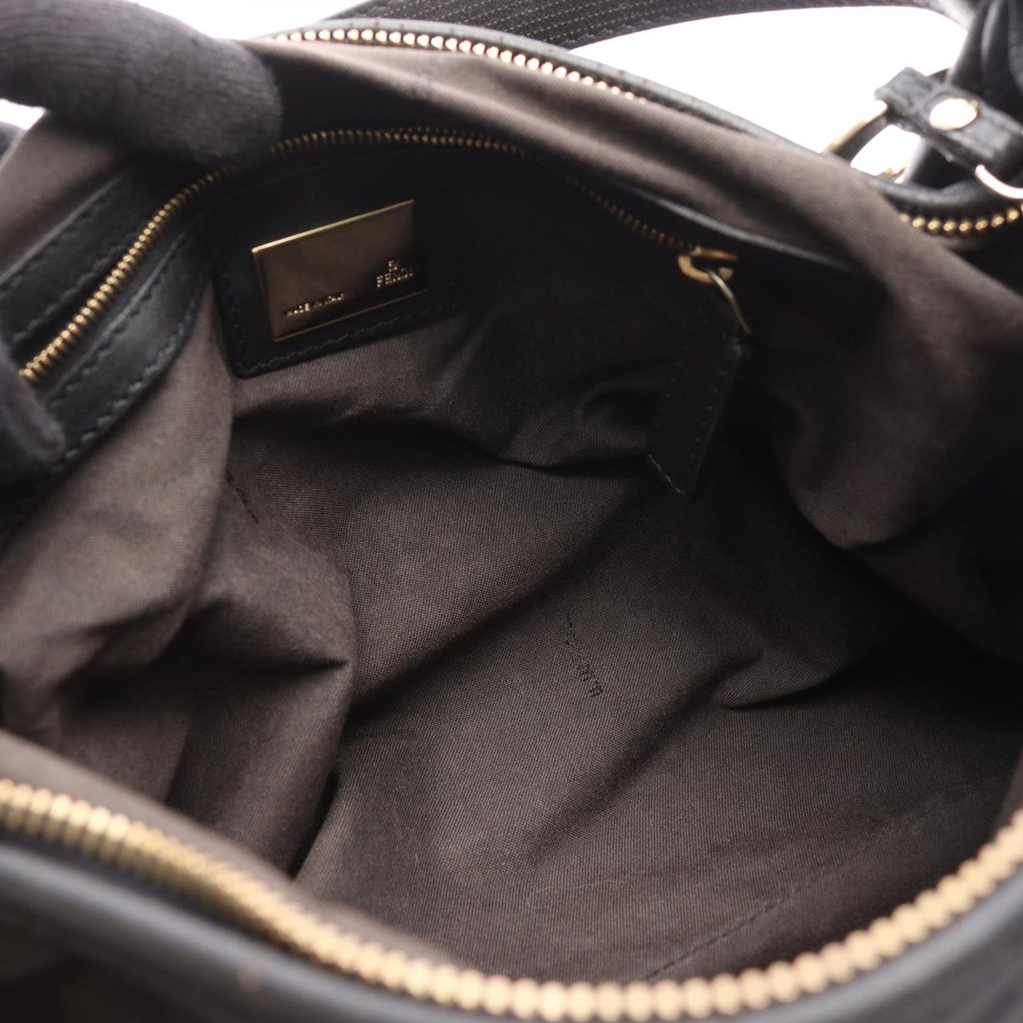 FENDI Black Leather Shoulder Bag - Timeless Elegance