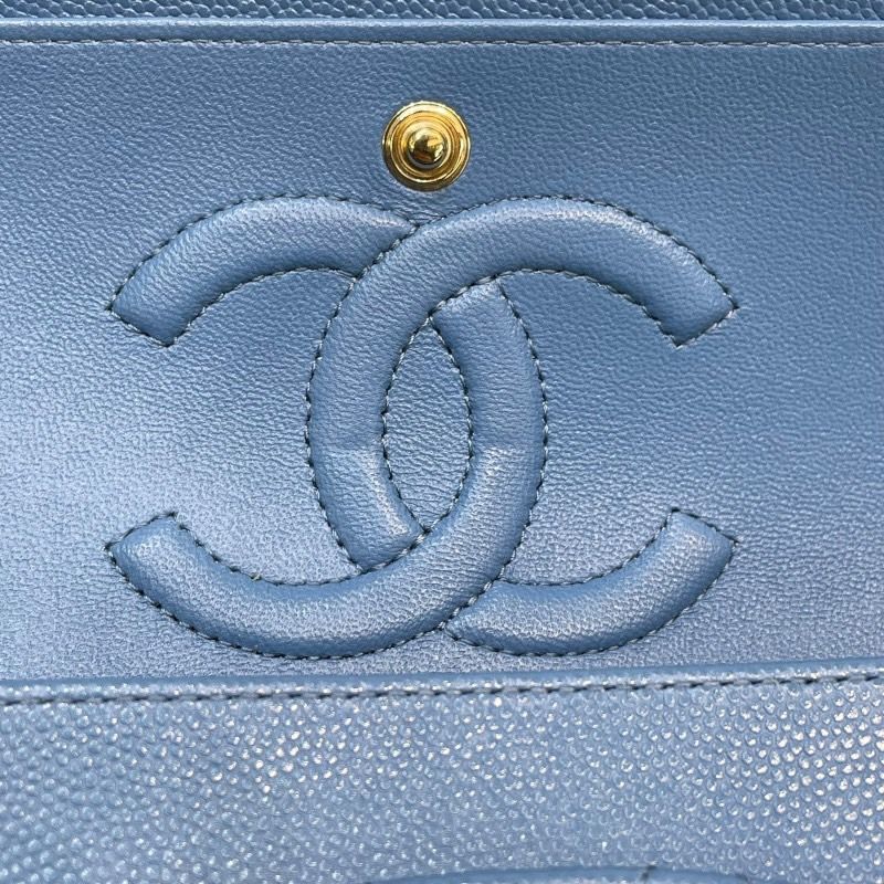 CHANEL Matelassé 25 Black Caviar Skin Shoulder Bag