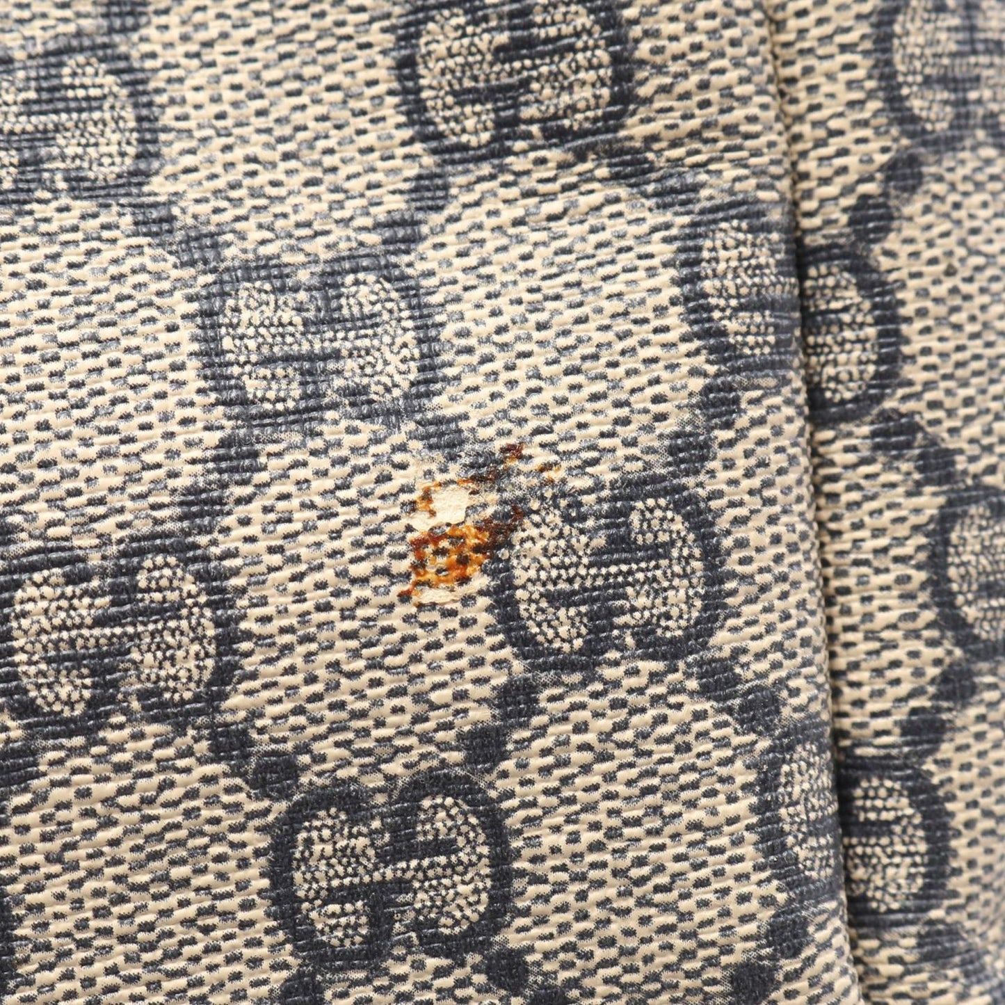 GUCCI GG Supreme Sherry Line Tote Bag - Timeless Elegance