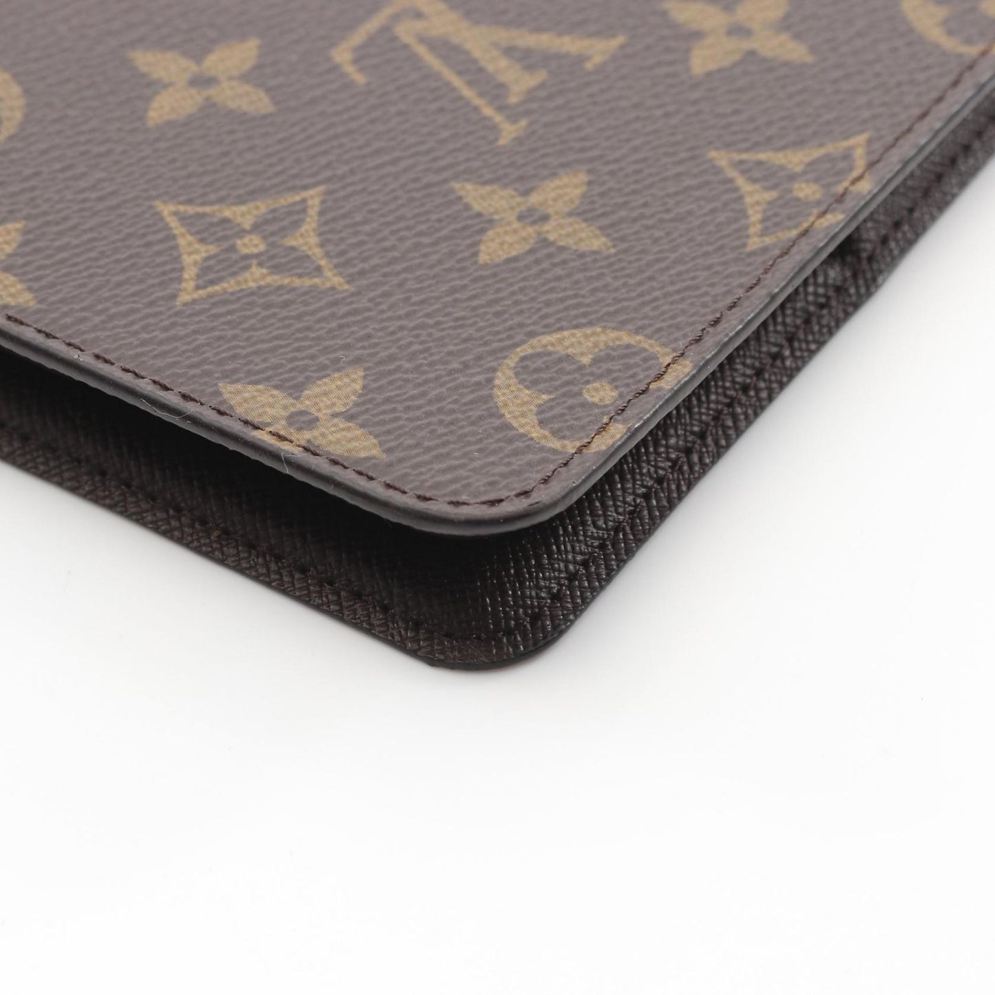 Louis Vuitton Monogram Folio for iPad Air 2 - Timeless Elegance