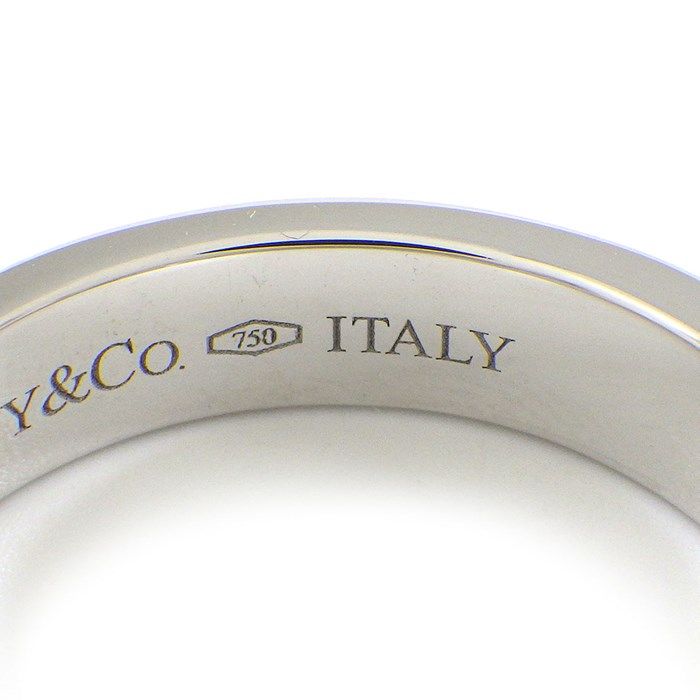 Tiffany & Co. Atlas Ring with 3 Diamonds in 18K White Gold