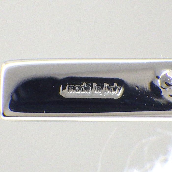 GUCCI Lariat Bar Logo Bracelet in K18 White Gold - Exquisite Craftsmanship