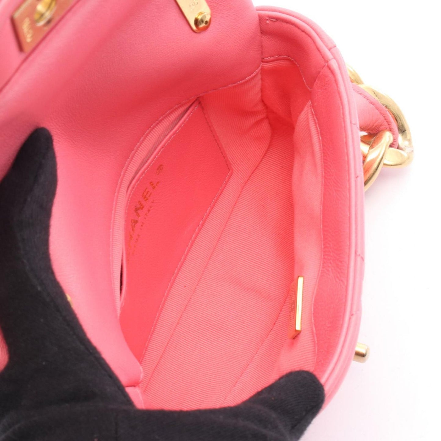 CHANEL Matelassé Mini Shoulder Bag in Pink Leather - Timeless Elegance
