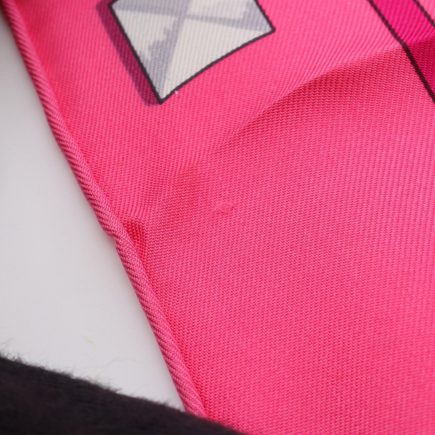 HERMES Les Cles Silk Scarf in Pink - Timeless Elegance