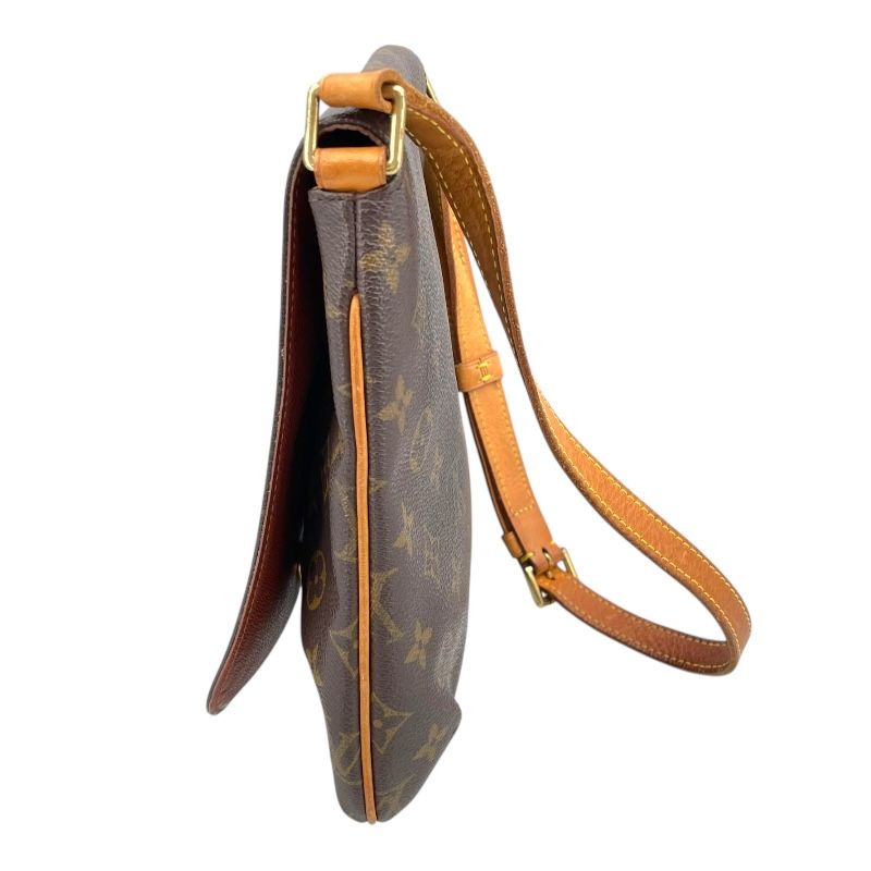 Louis Vuitton Musette Salsa Short Monogram Canvas Shoulder Bag