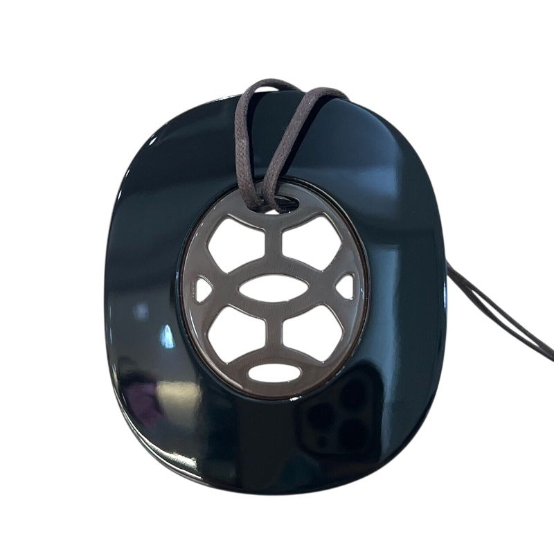 HERMES Lift GM Black Enamel & Buffalo Horn Accessory