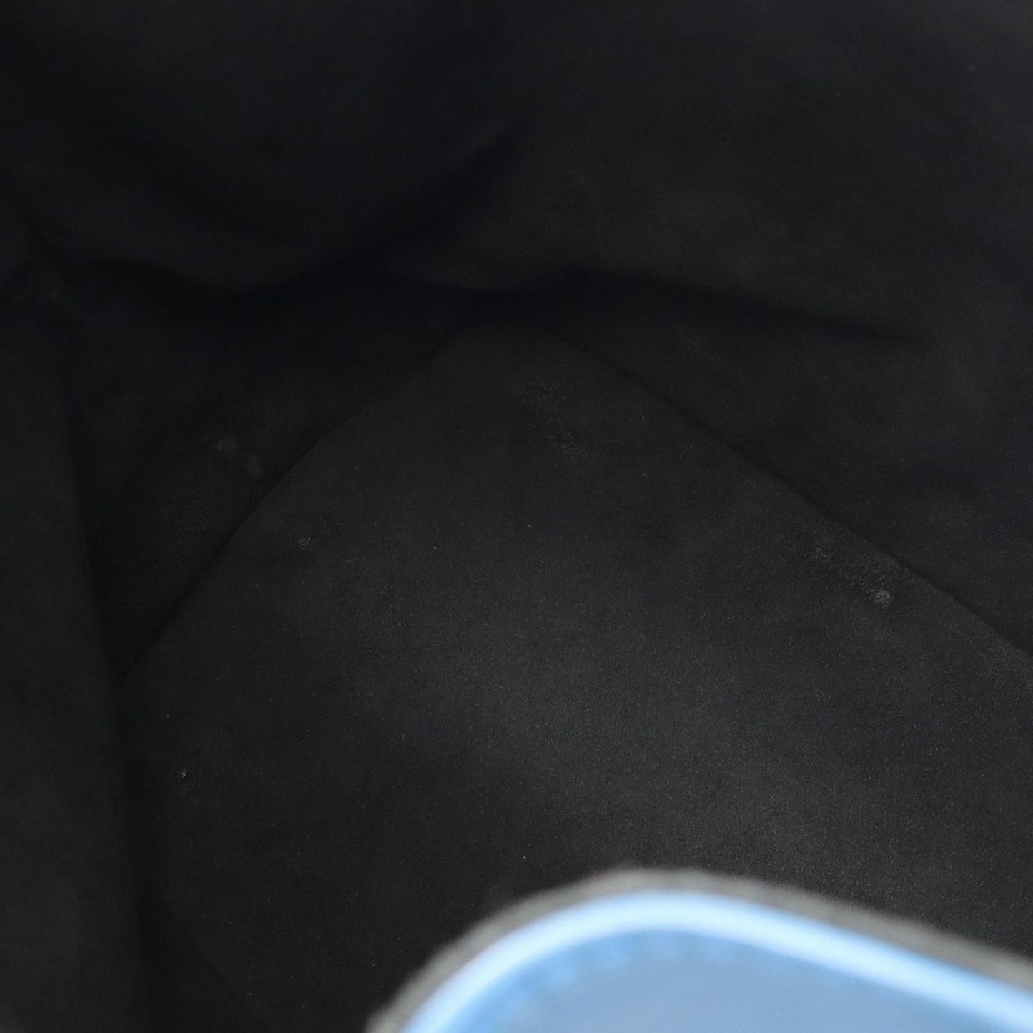 Louis Vuitton Noé Shoulder Bag in Toledo Blue - Timeless Elegance