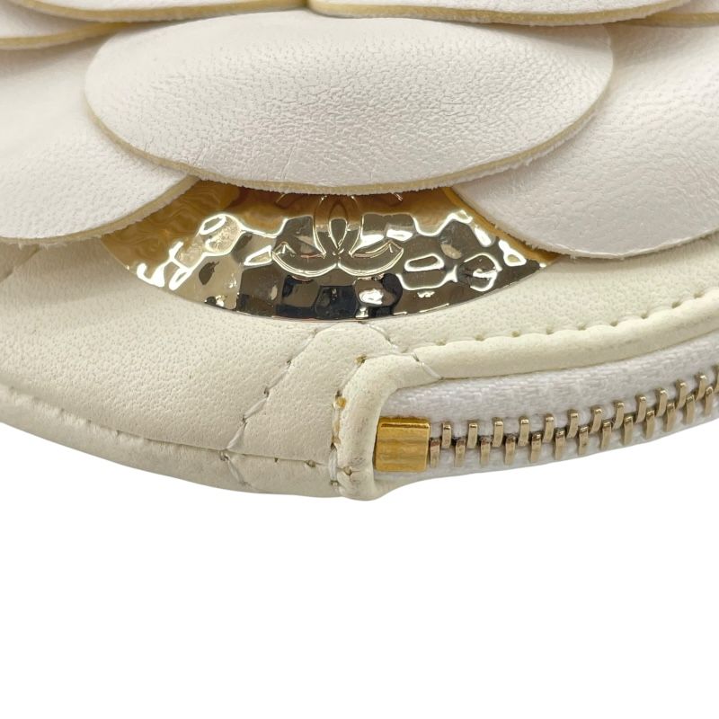 CHANEL Camellia Pouch - White Lambskin with Gold Hardware