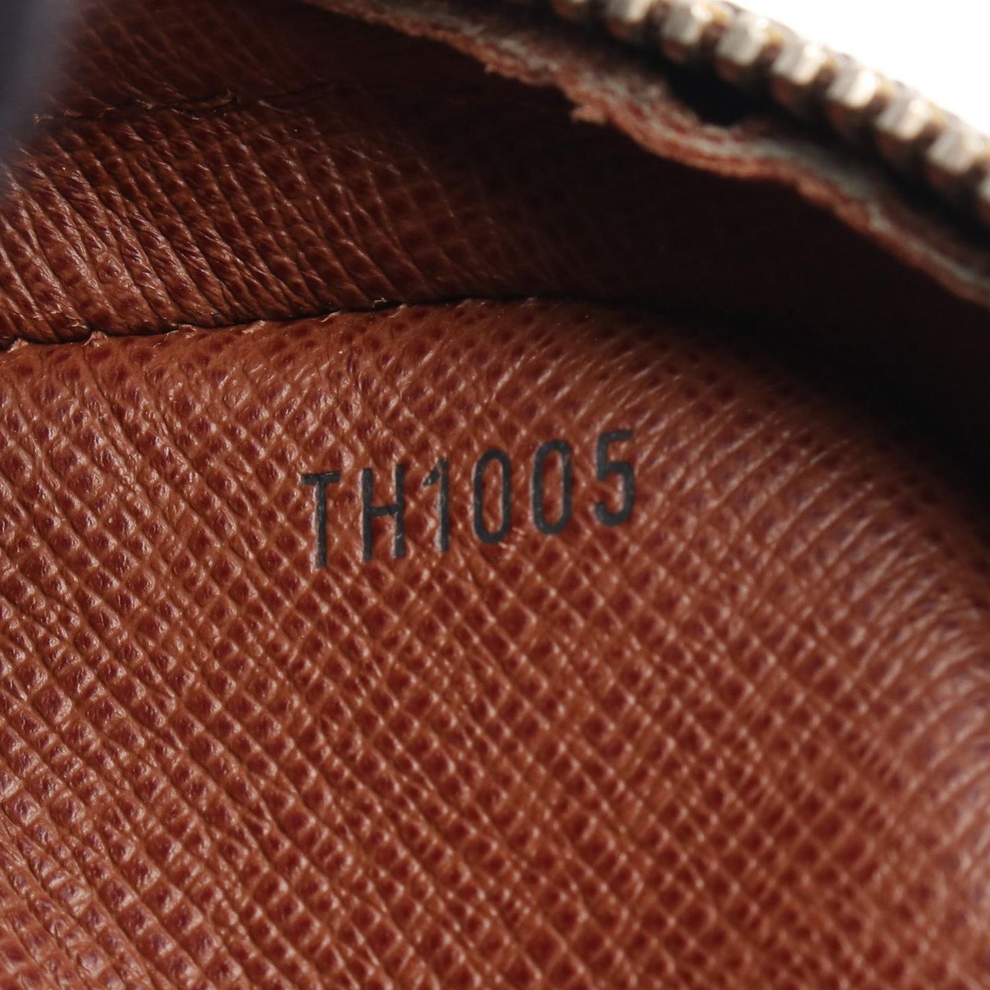 Louis Vuitton Monogram Amazon Shoulder Bag - Timeless Elegance