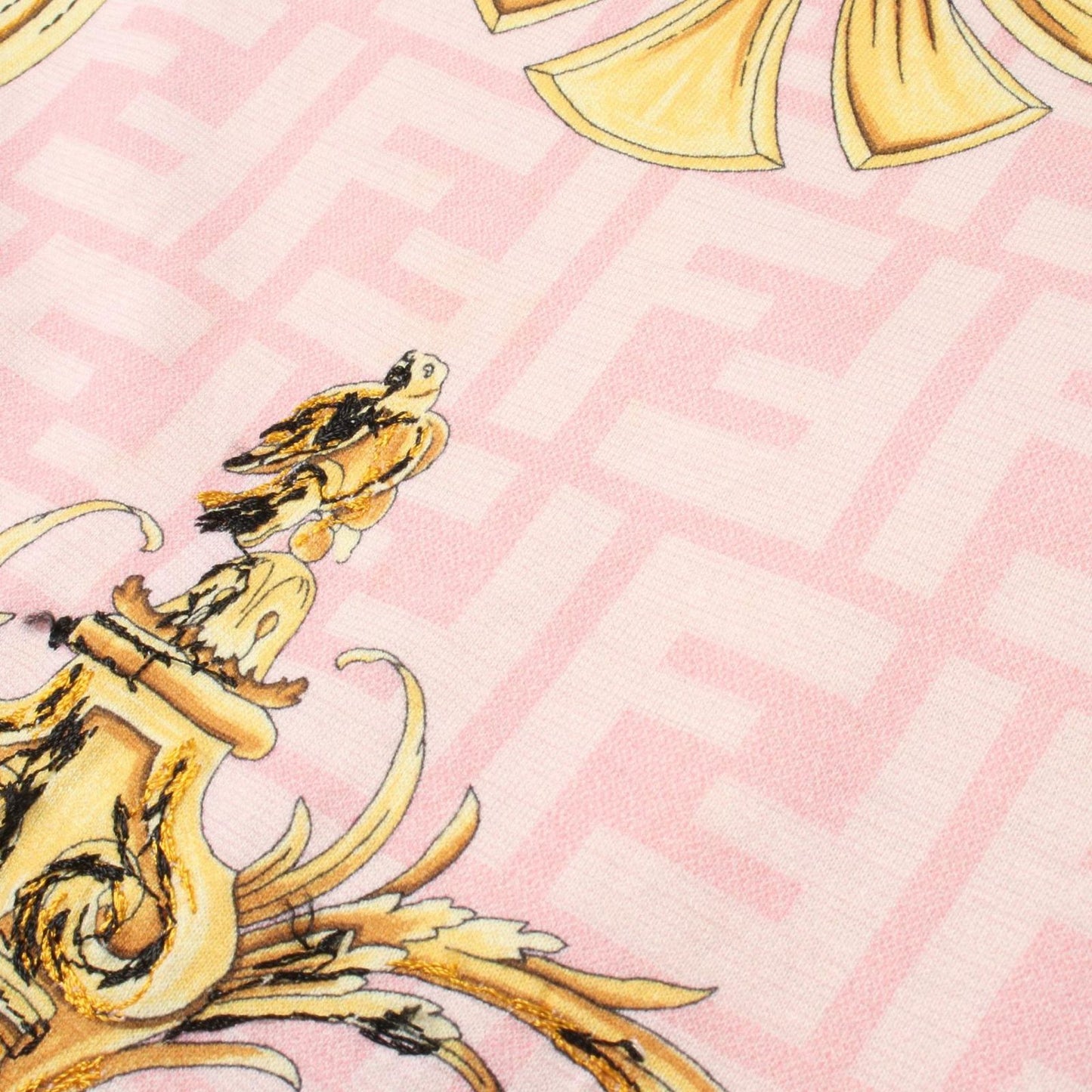 FENDI Cotton T-Shirt in Pink & Yellow - Exclusive Luxury Wear