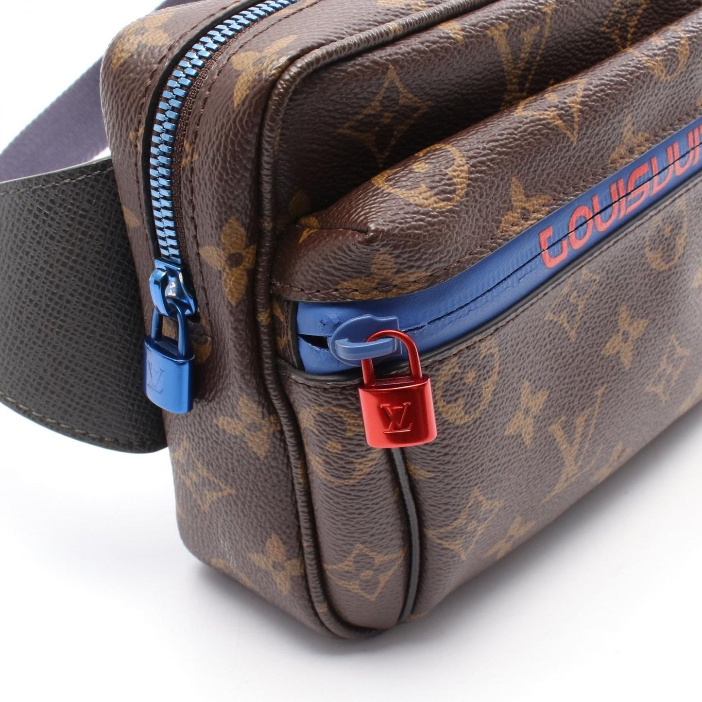 Louis Vuitton Pacific Bum Bag - Iconic Monogram Canvas