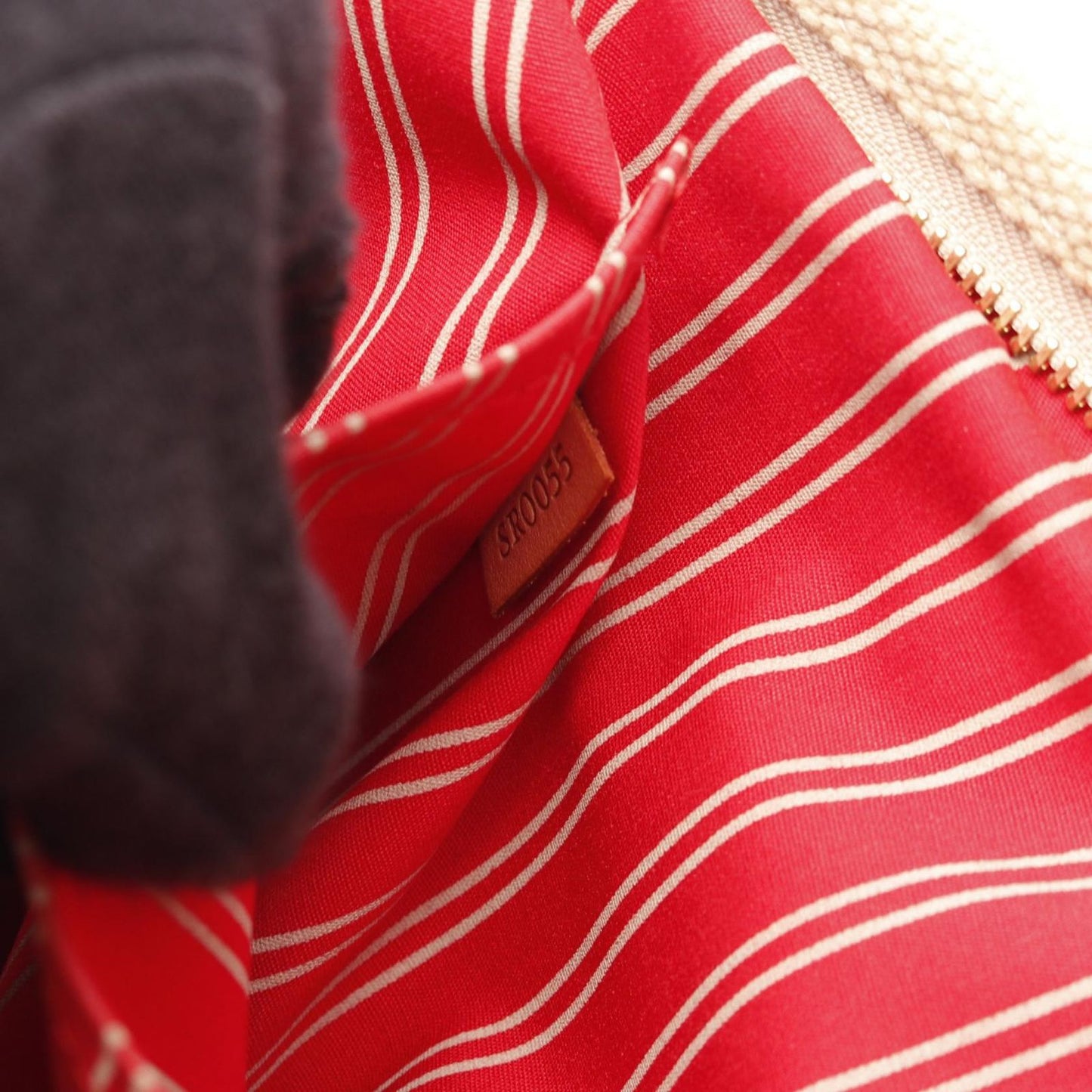 Louis Vuitton Antigua Cabas MM Tote Bag - Timeless Elegance