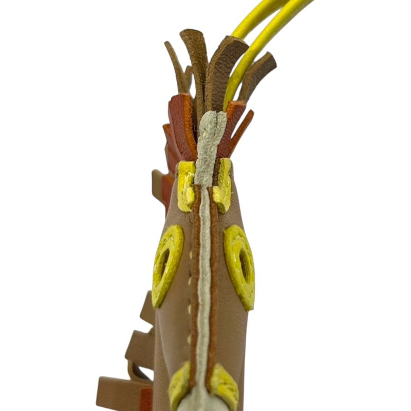 HERMES Gigi Camail U Stamp Anemone Leather Handbag - Exquisite Craftsmanship