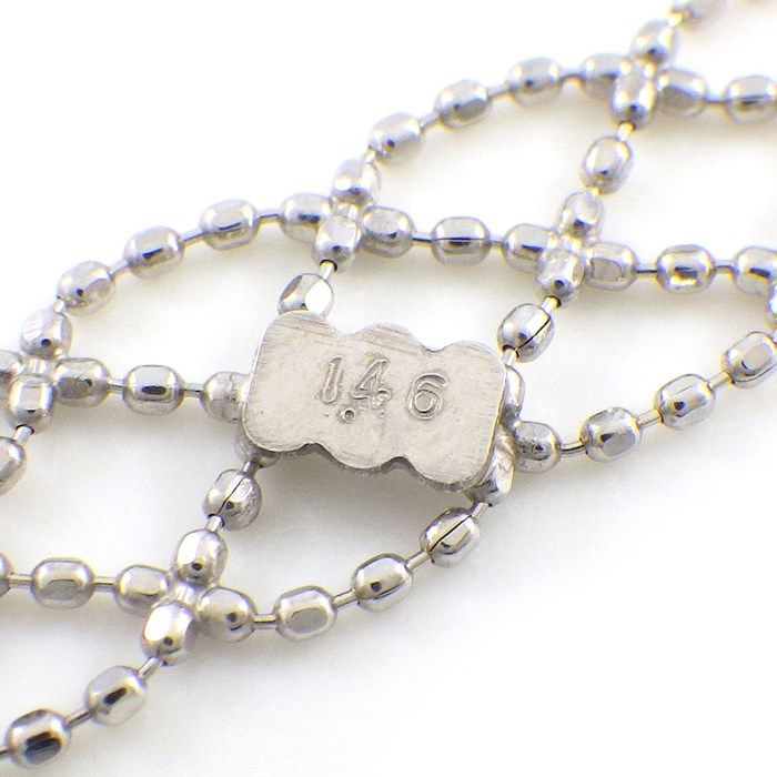 Exquisite Diamond Lariat Necklace in 18K White Gold - 1.46ct