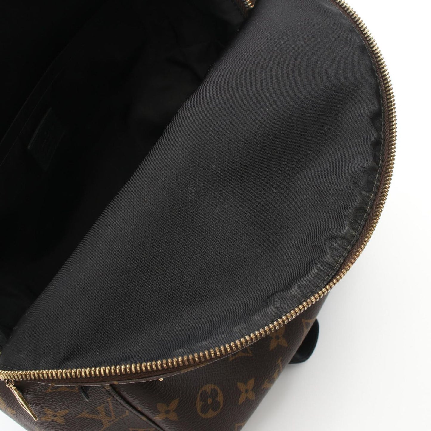 Louis Vuitton Palm Springs MM Backpack - Exquisite Craftsmanship