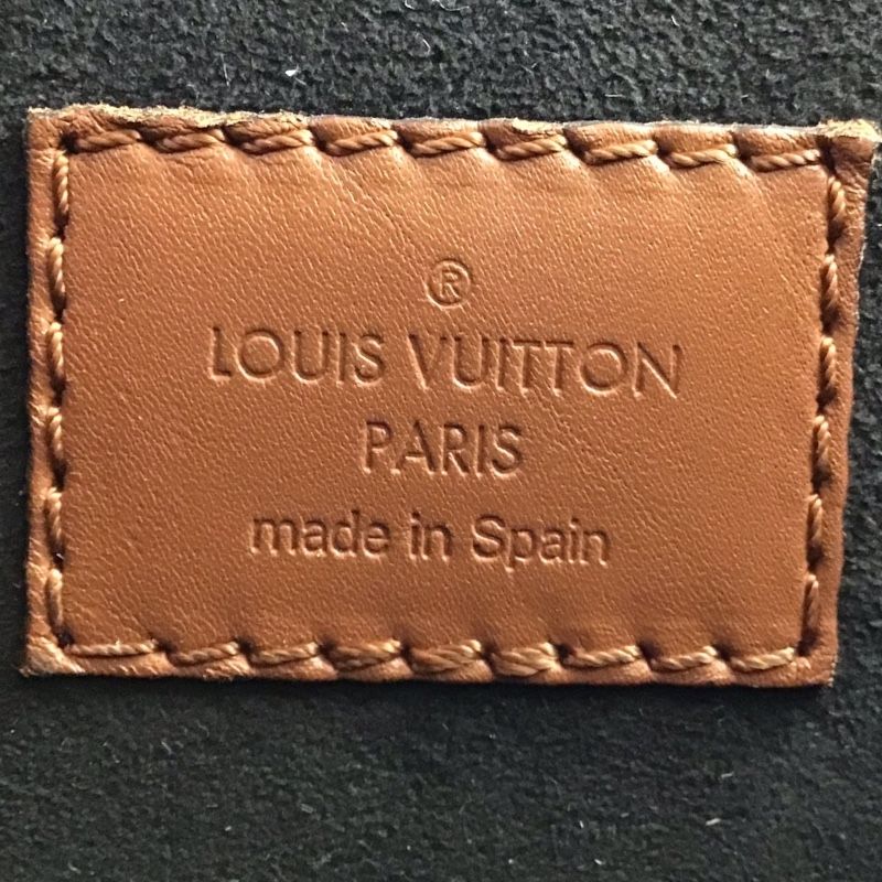 Louis Vuitton Dauphine MM Monogram Reverse PVC Leather Handbag