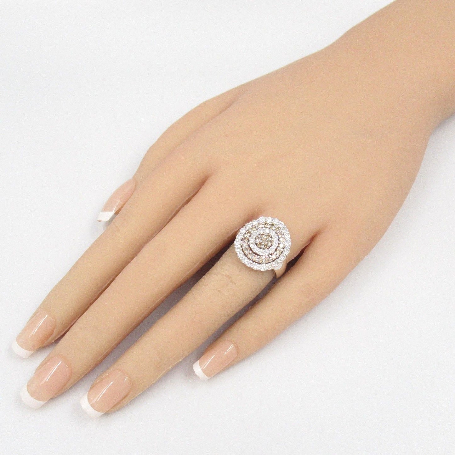 Exquisite K18WG Diamond Ring - 1.70ct Luxury Jewelry