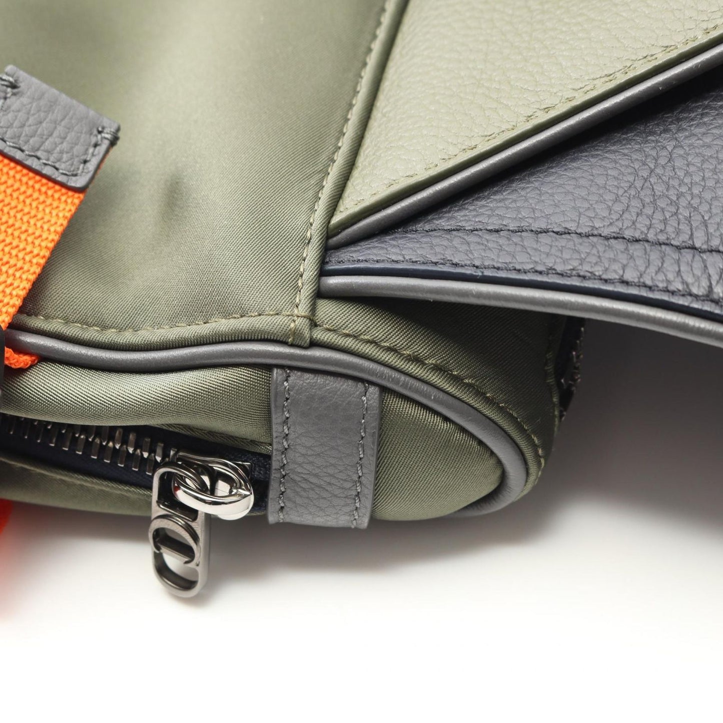 Dior x Sacai Saddle Mini Bag - Exclusive Khaki/Navy