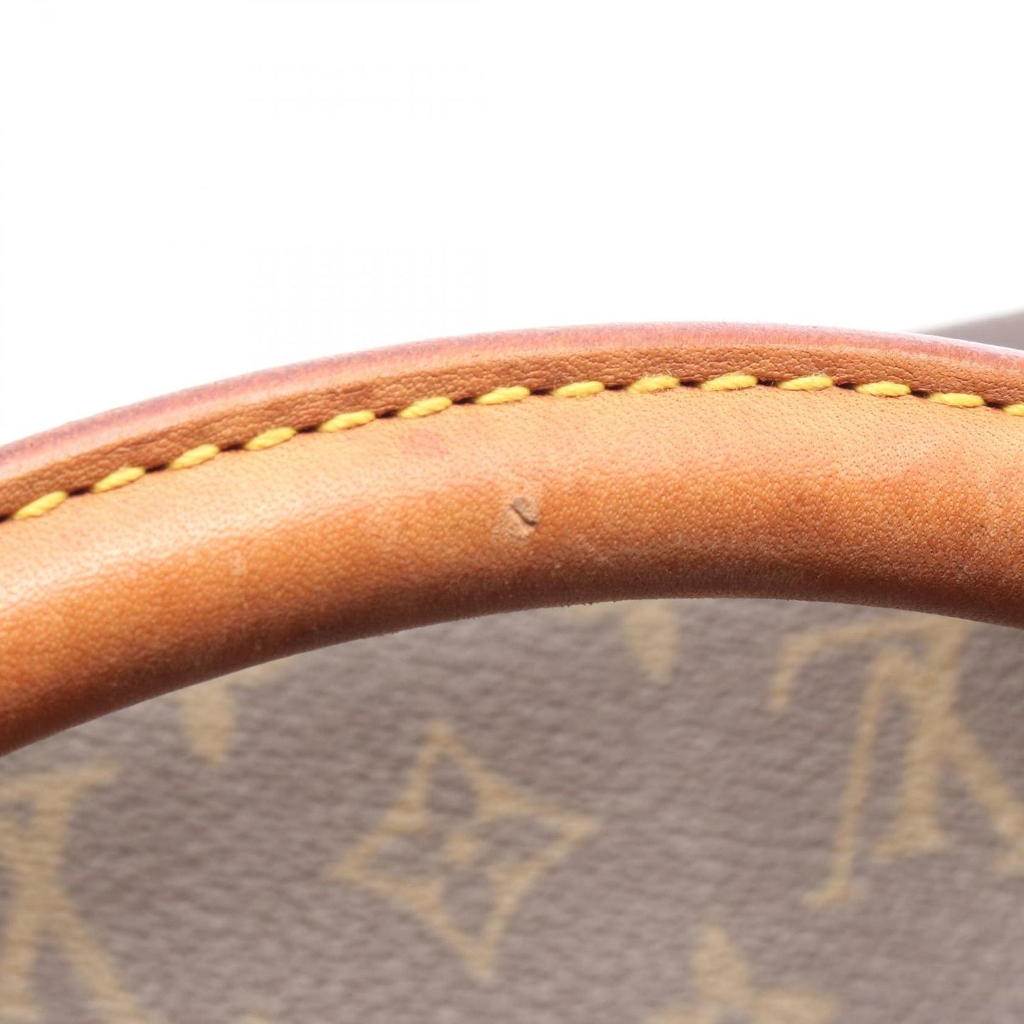 Louis Vuitton Monogram Looping GM Shoulder Bag - Timeless Elegance