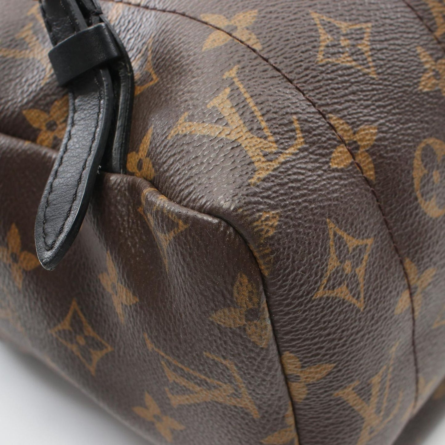 Louis Vuitton Palm Springs MM Backpack - Exquisite Craftsmanship