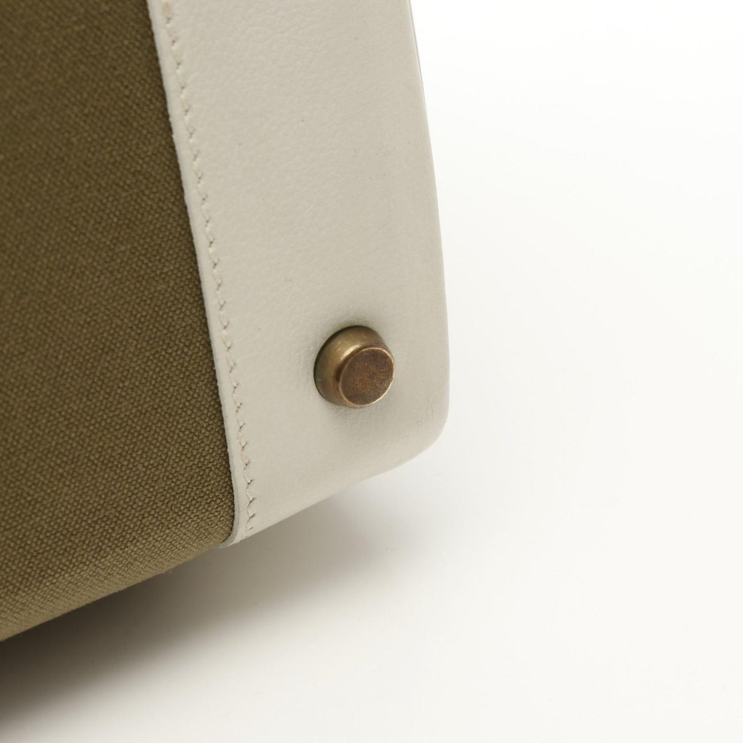 HERMES Birkin 35 Handbag in White/Khaki - Timeless Elegance