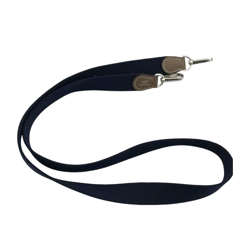 HERMES Evelyne TPM in Etoupe with Silver Hardware - Exquisite Craftsmanship