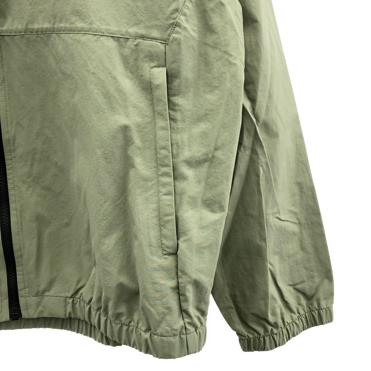 THE NORTH FACE Women's Nylon Jacket in Gray Green - Size XL