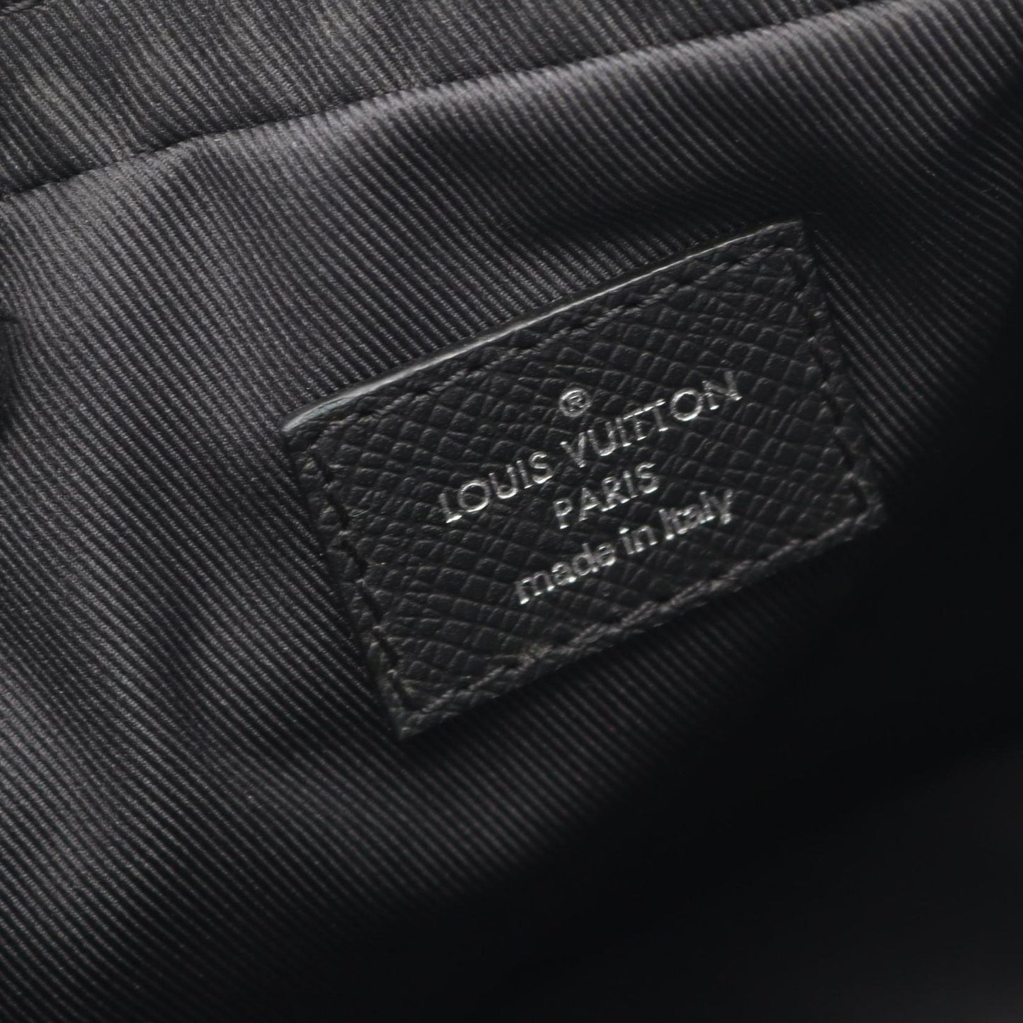 Louis Vuitton Taiga Noir Bum Bag - Timeless Outdoor Elegance