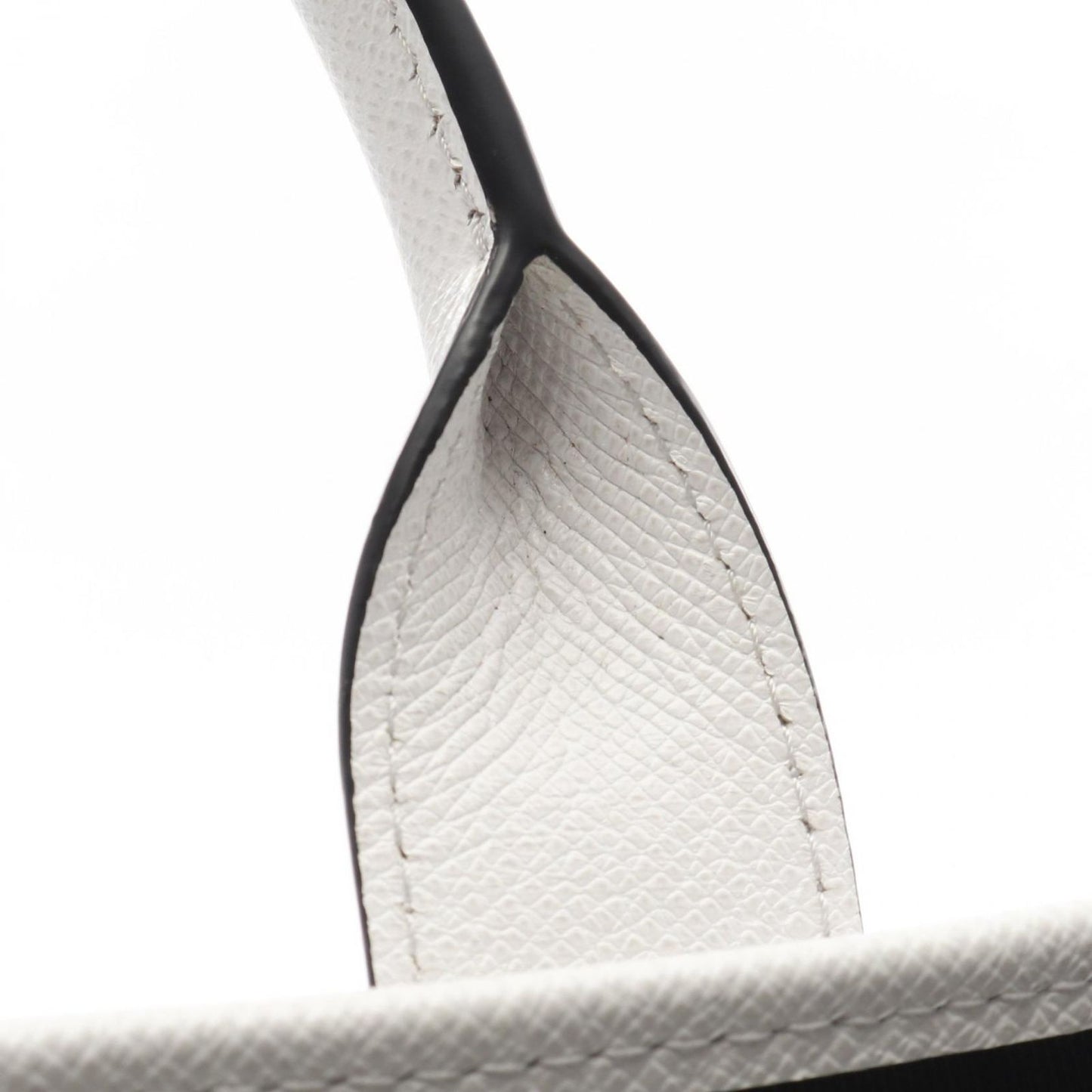 Louis Vuitton Weekend Tote NM in Monogram Canvas - Timeless Elegance