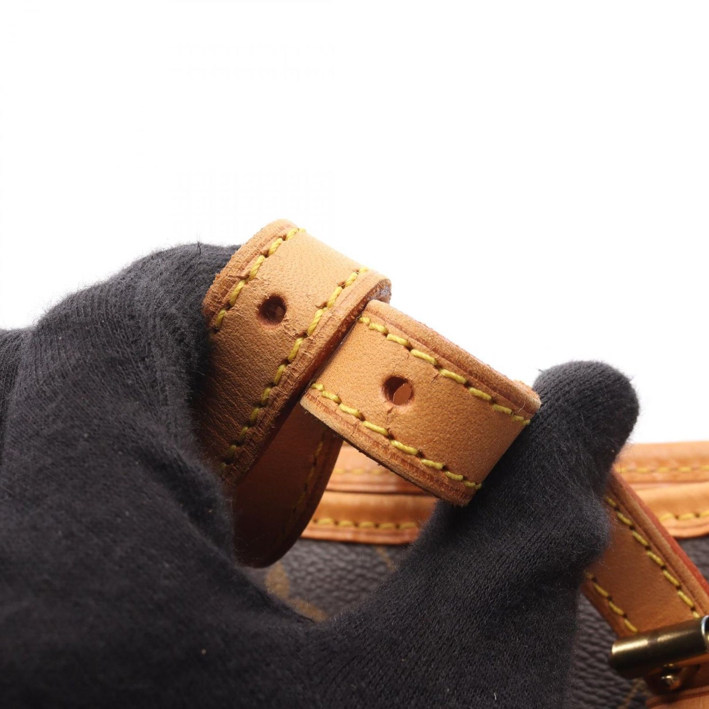 Louis Vuitton Monogram Bucket PM Handbag - Timeless Elegance