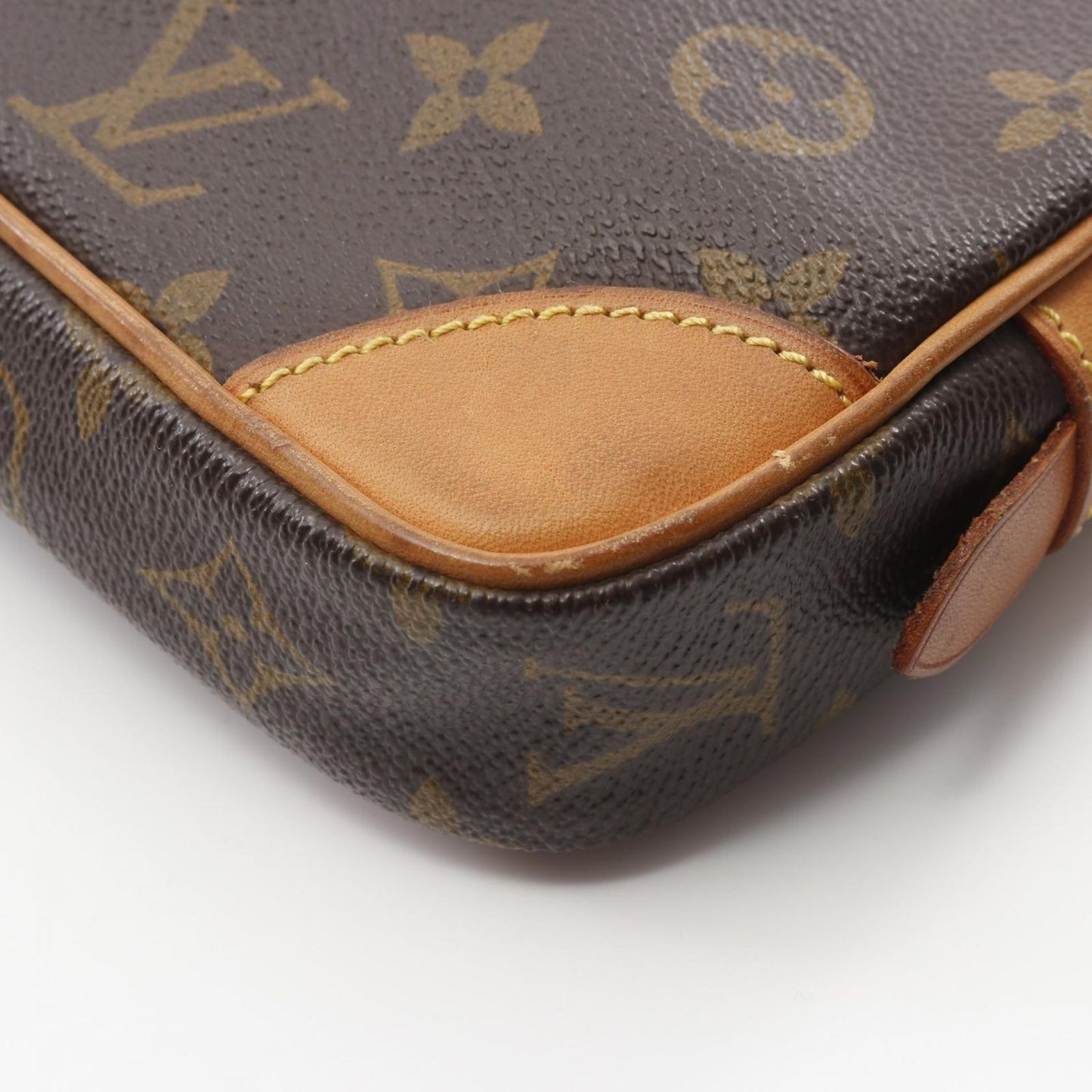 Louis Vuitton Monogram Marli Dragonne PM Clutch Bag - Timeless Elegance
