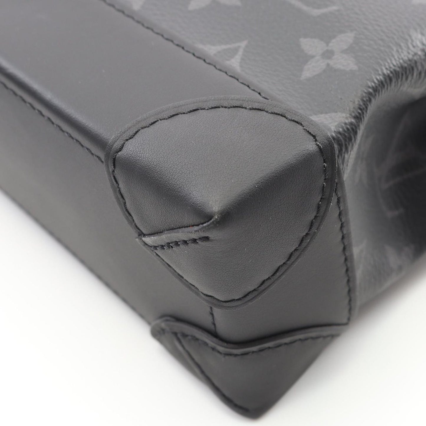 Louis Vuitton Steamer PM Monogram Eclipse Handbag - Timeless Elegance