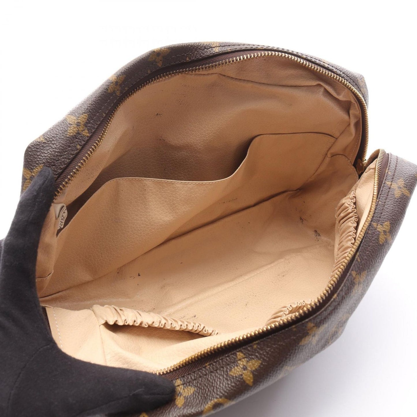 Louis Vuitton Monogram Toiletry Pouch 28 - Timeless Elegance