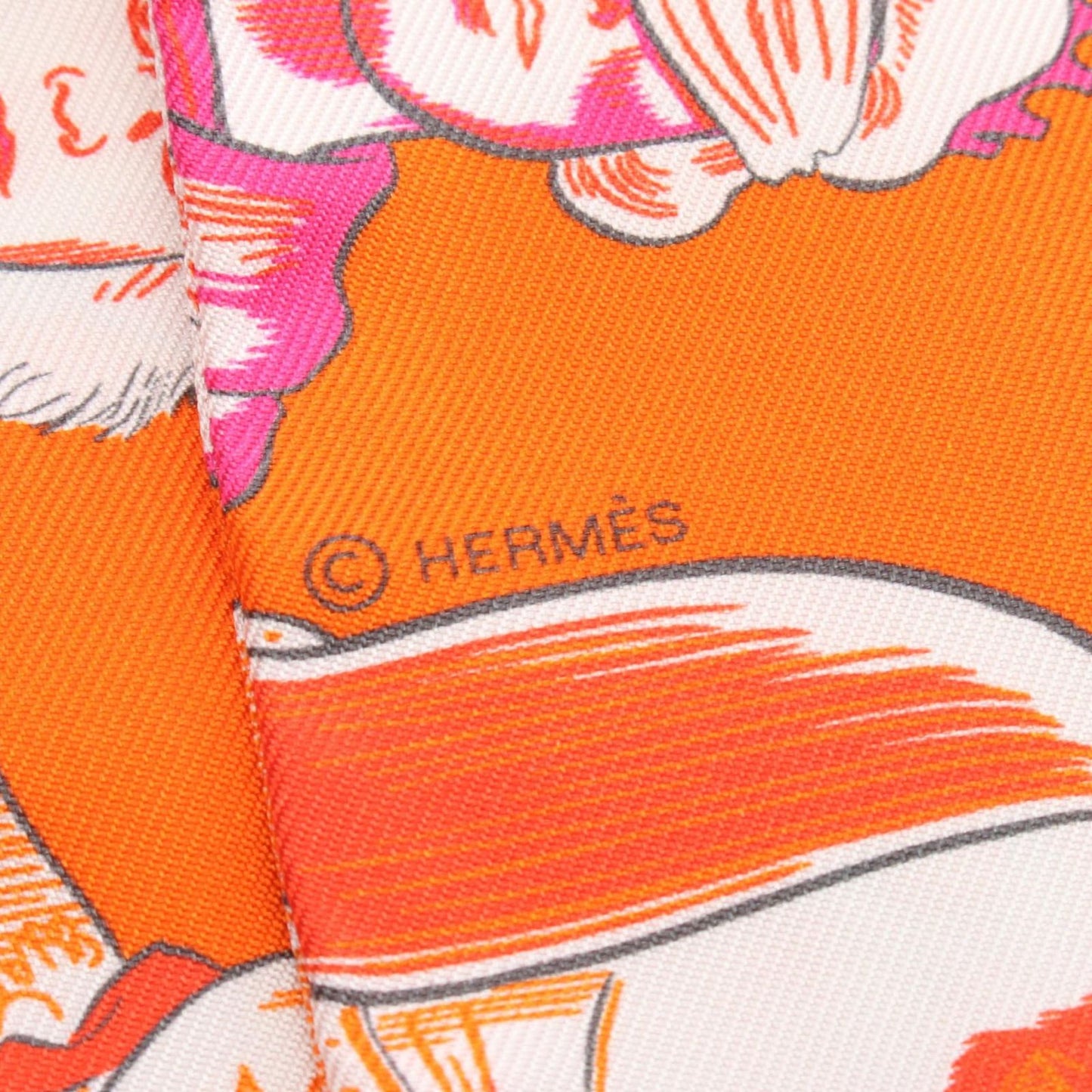 HERMES Twilly Scarf DRESS CODE - Exquisite Silk Accessory