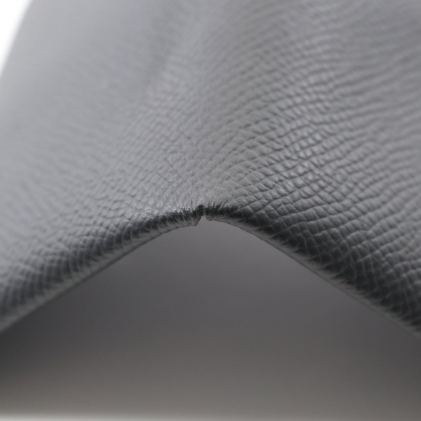 HERMES Calvi Coin Case in Black - Exquisite Craftsmanship