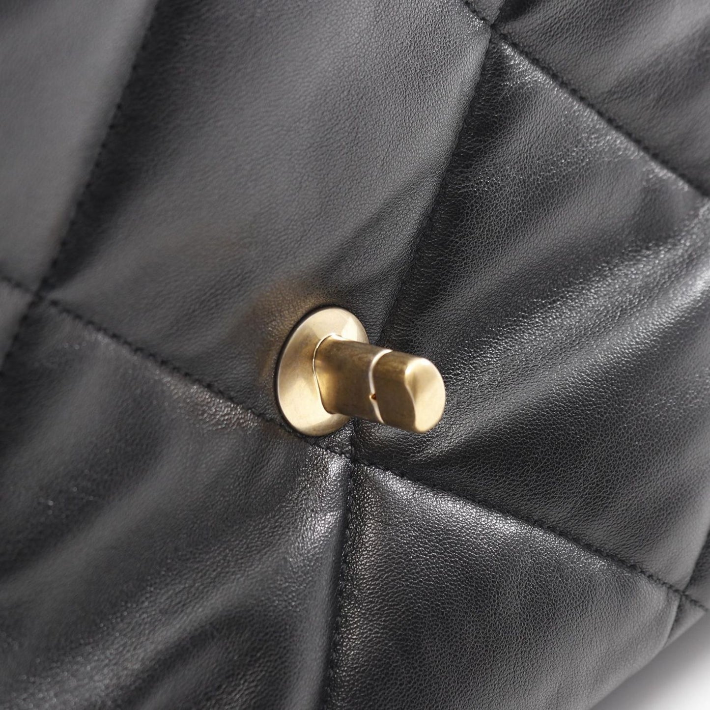 CHANEL 19 Deauville Matelassé Shoulder Bag in Black Lambskin