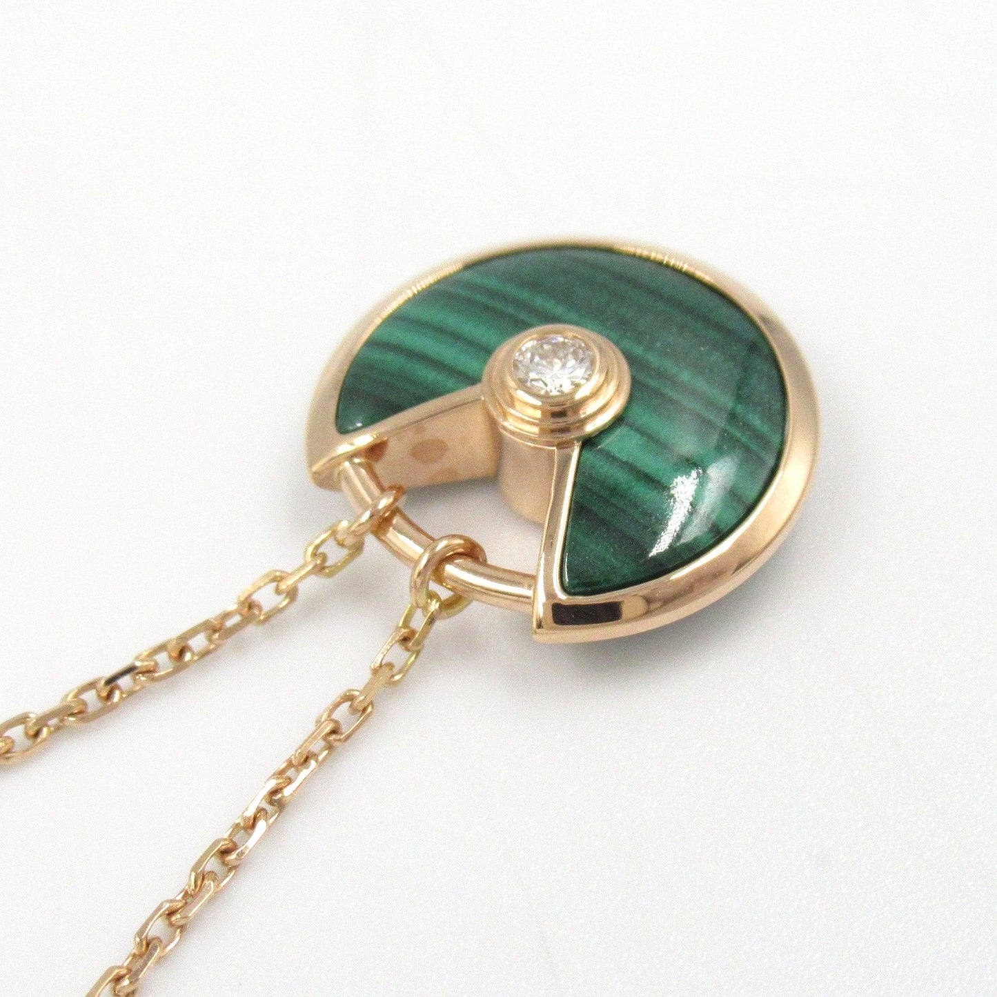 CARTIER Amulet Necklace with Malachite in 18K Pink Gold
