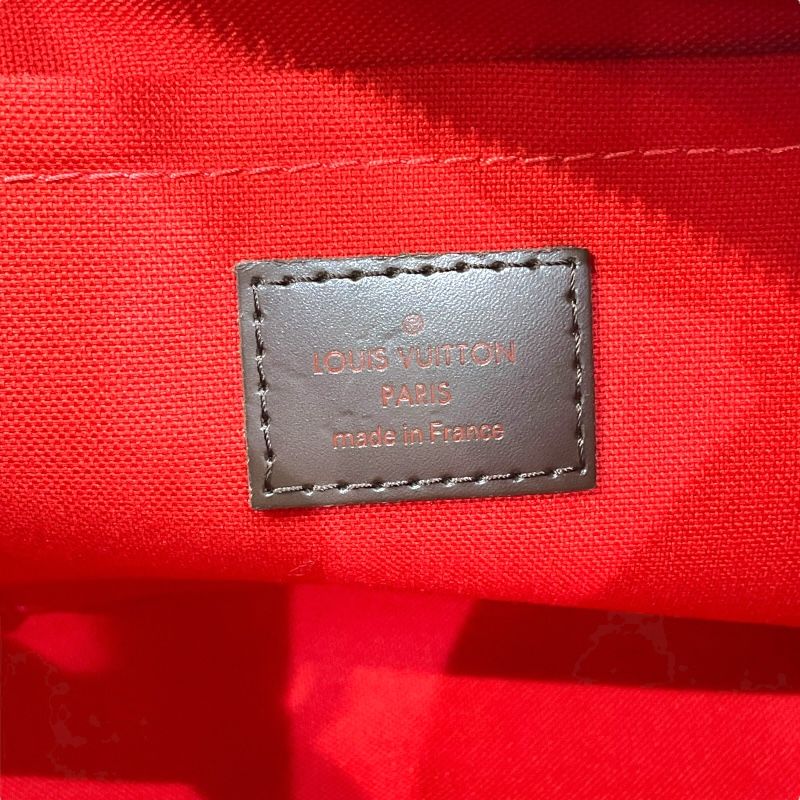 Louis Vuitton Thames PM Shoulder Bag in Damier Ebene Canvas