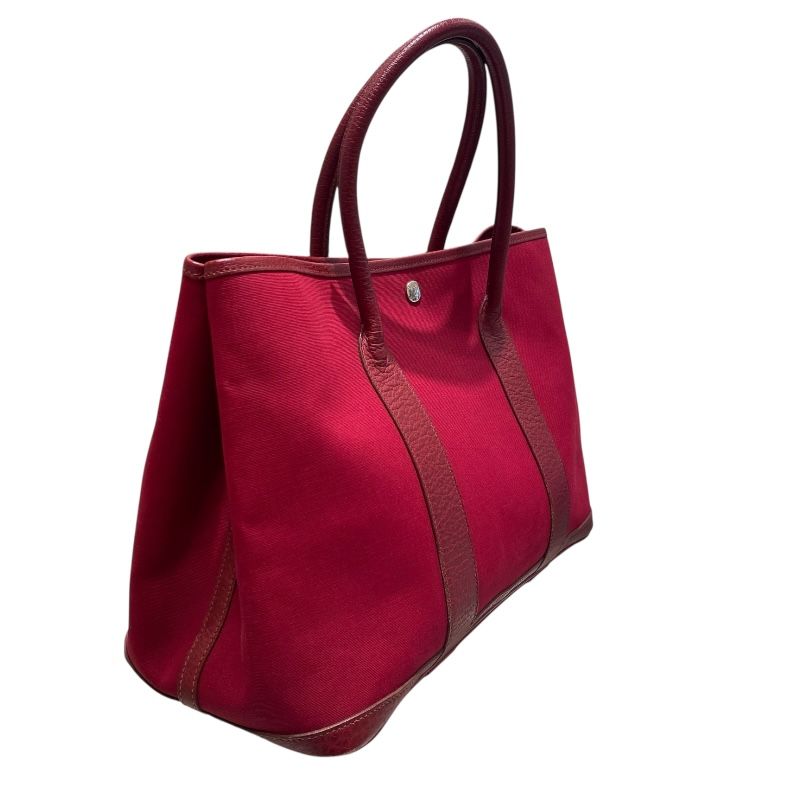 HERMES Garden Party MM Tote Bag in Rouge Togo - Exquisite Craftsmanship