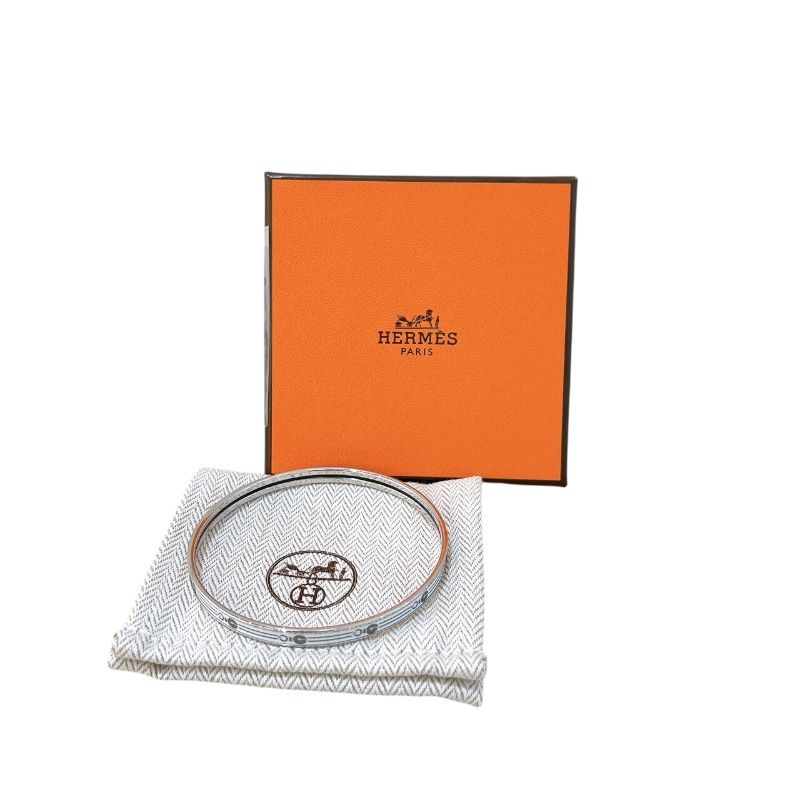 HERMES Unis Enamel Bracelet in White & Silver - Timeless Elegance