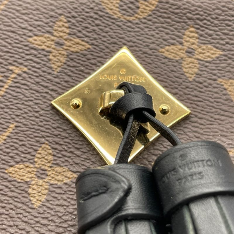 Louis Vuitton Santonge M43555 Monogram Noir Shoulder Bag