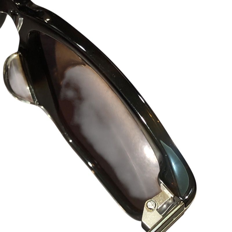 TOM FORD Wellington Sunglasses in Grey - Timeless Elegance