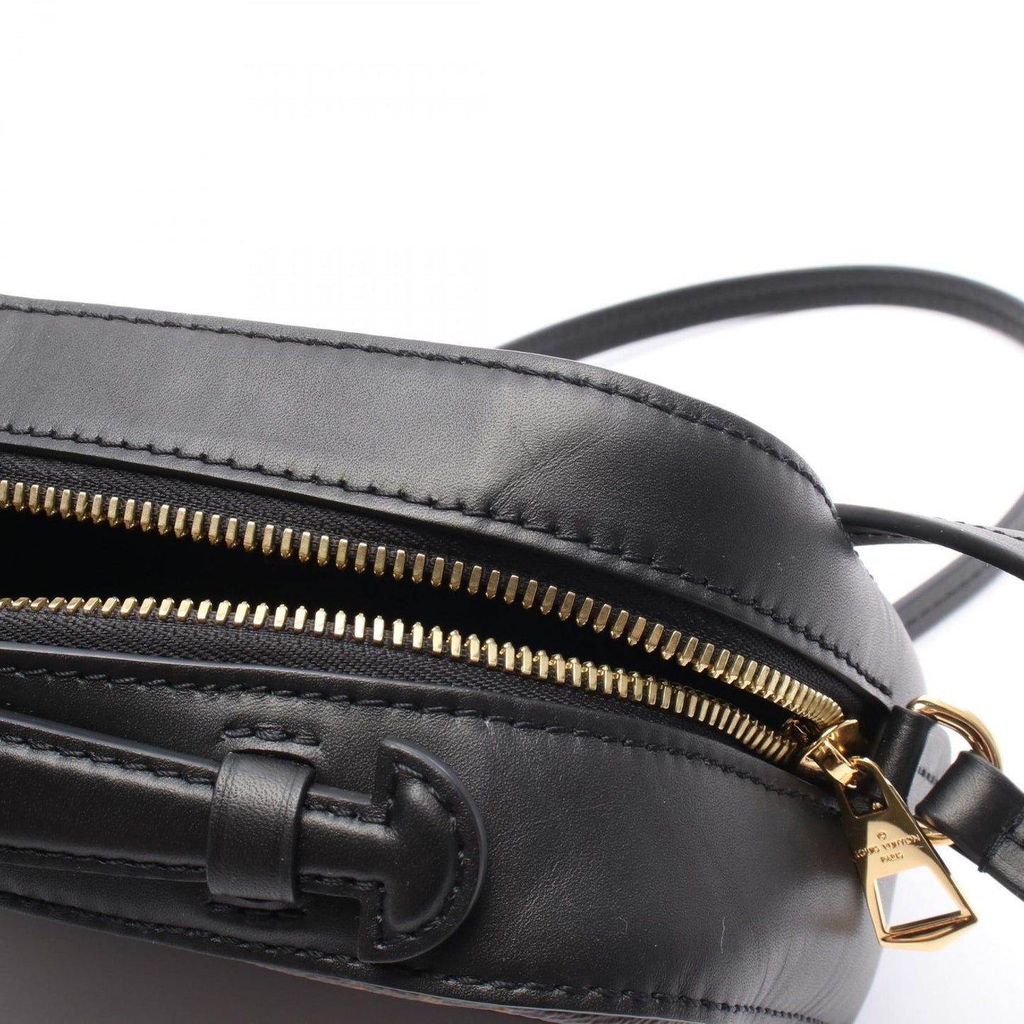 Louis Vuitton Santonge Monogram Noir Shoulder Bag - Timeless Elegance