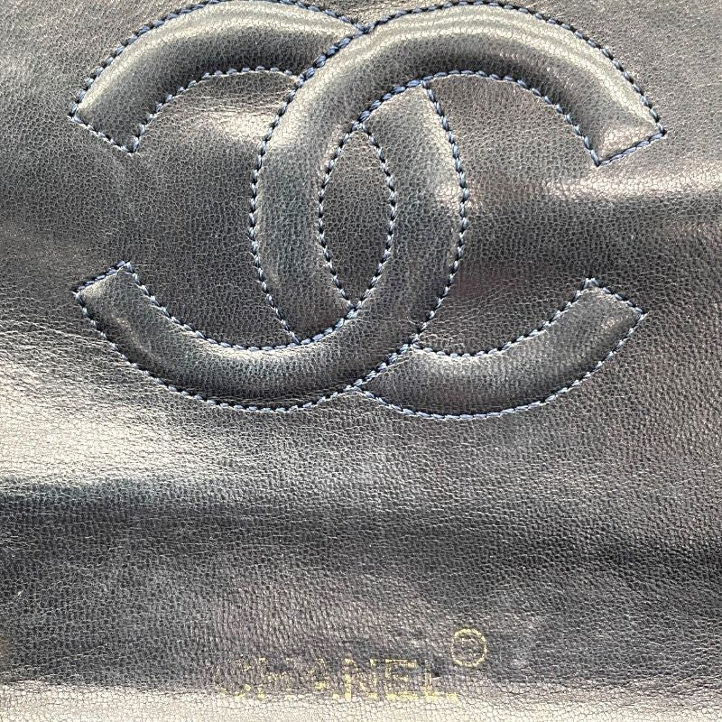 CHANEL Matelassé Full Flap 19 Navy Lambskin Shoulder Bag