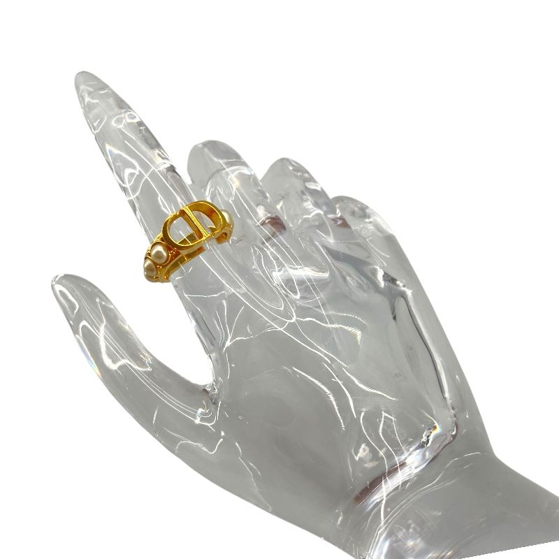 Christian Dior 30 Montaigne Ring in Gold Brass with Pearl Accents