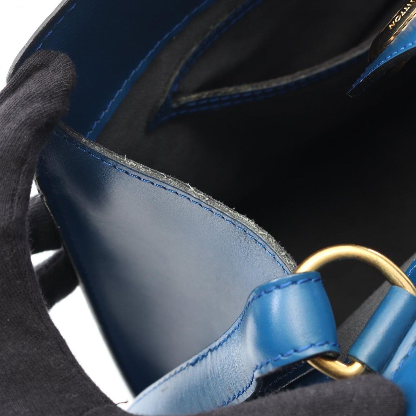 Louis Vuitton Cluny Epi Toledo Blue Shoulder Bag - Timeless Elegance