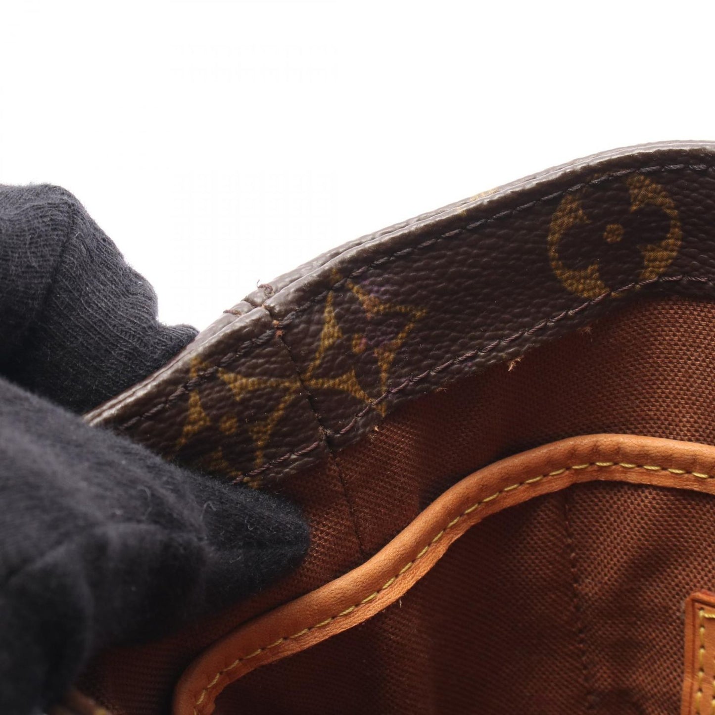 Louis Vuitton Monogram Vavin PM Handbag - Timeless Elegance