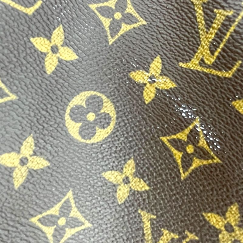 Louis Vuitton Keepall Bandoulière 50 Monogram Canvas - Timeless Elegance