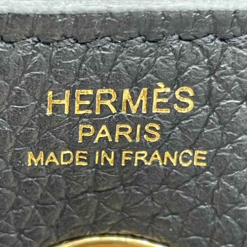 HERMES Lindy 26 Black Togo Leather Handbag with Gold Hardware